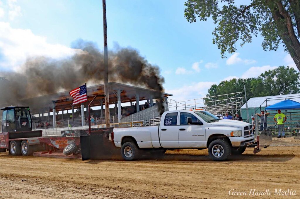 Cummins Diesel Truck Pulling Ram 3500 Heavy Duty