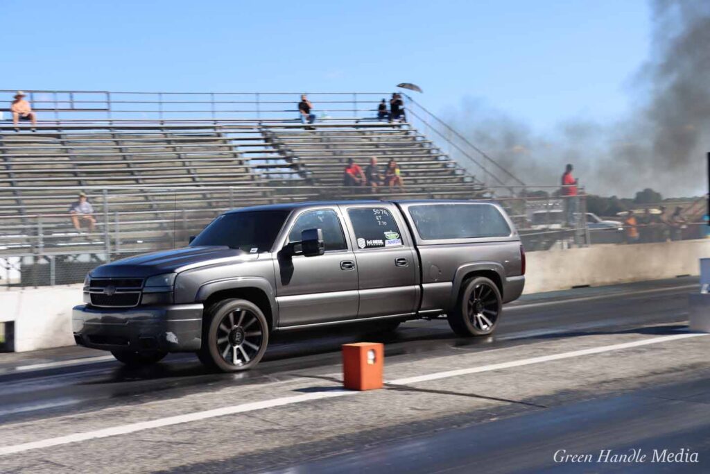 Chevrolet Silverado 2500 HD Duramax Diesel Drag Racing