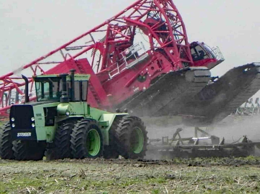 Wind Turbine Crane Accident Steiger Farm Tractor