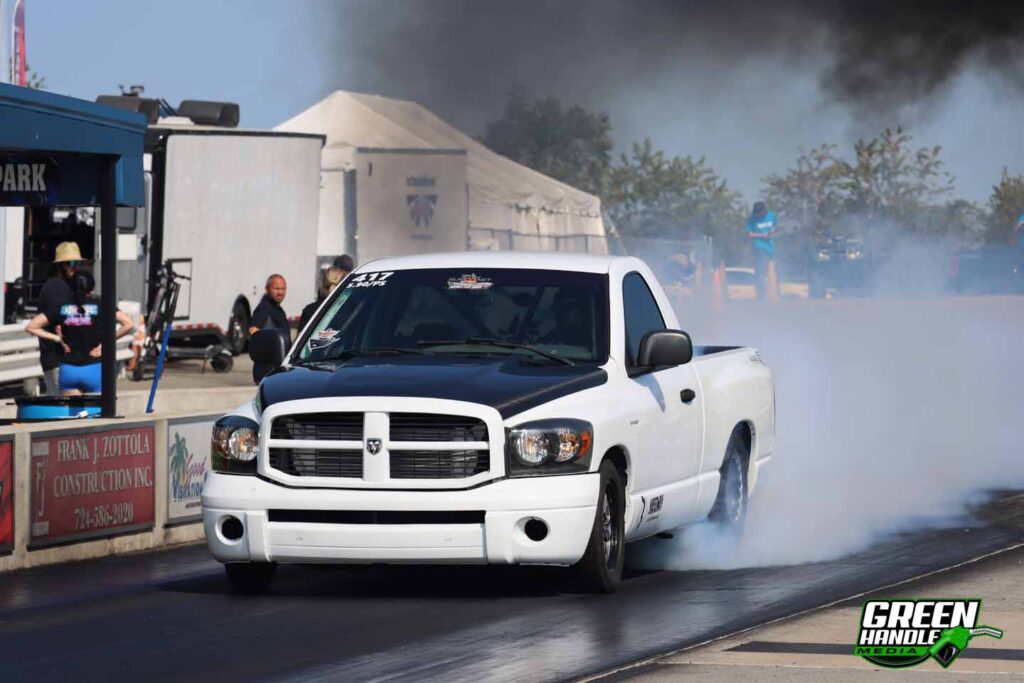 2007 Dodge Ram 2500 Cummins Diesel Drag Race Burnout Short Bed Truck