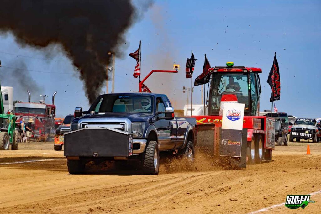 Power Stroke 6.7 Diesel Ford F350 Super Duty Truck Pull