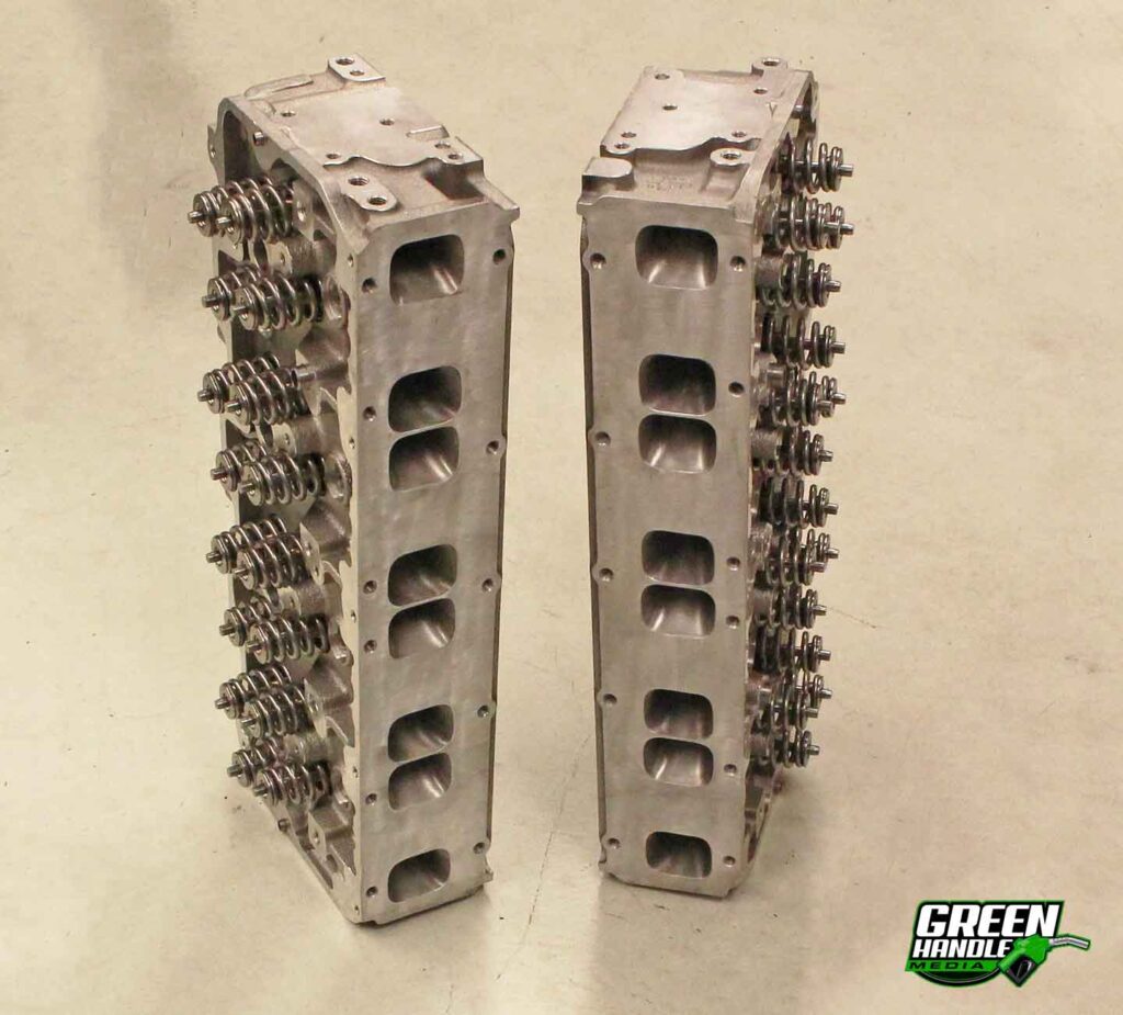 Aluminum Cylinder Heads LB7 Duramax Diesel Engine V8