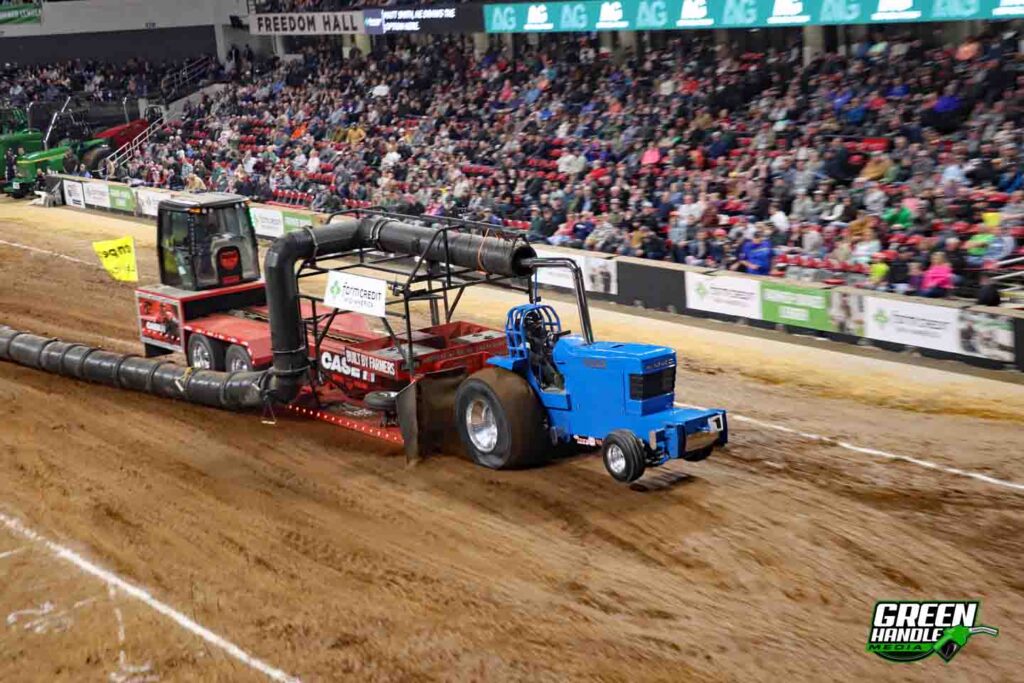 Light Pro Stock Ford Diesel Tractor Pull NFMS