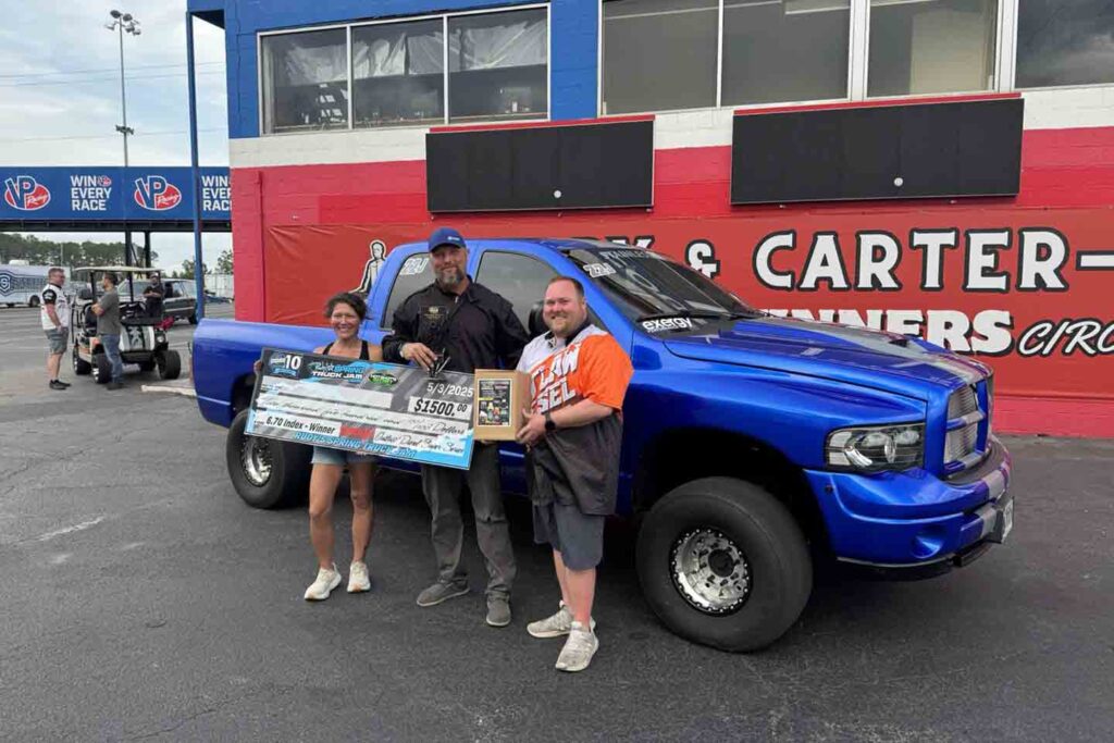 2004 Dodge Ram 2500 Cummins Diesel Truck Drag Racing