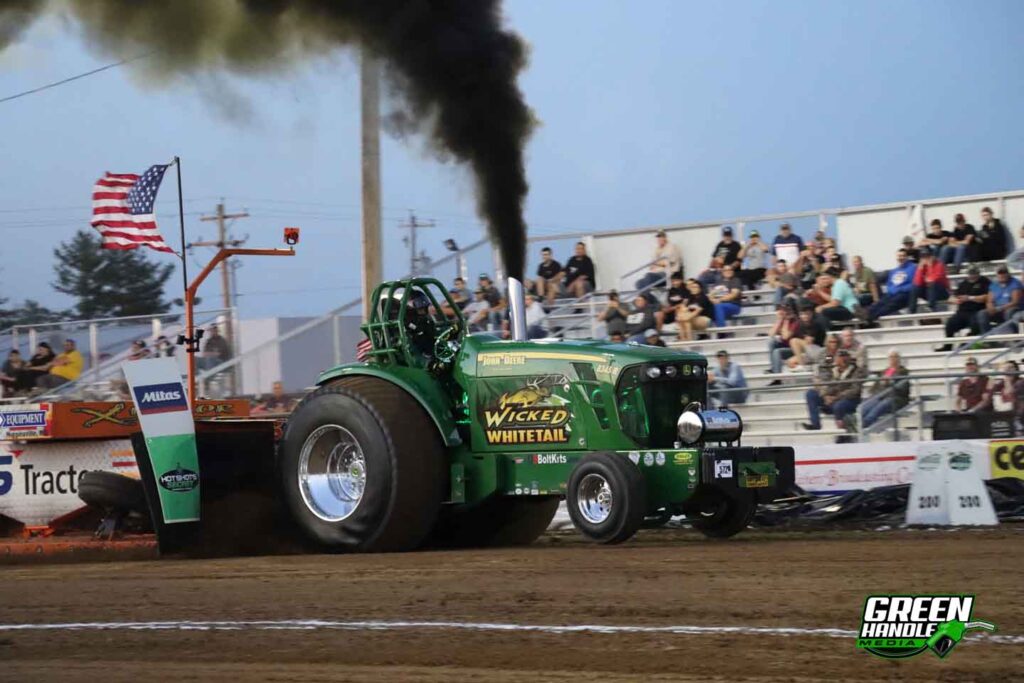 John Deere Tractor Pull Super Farm Single Turbo Wicked White Tail Black Smoke