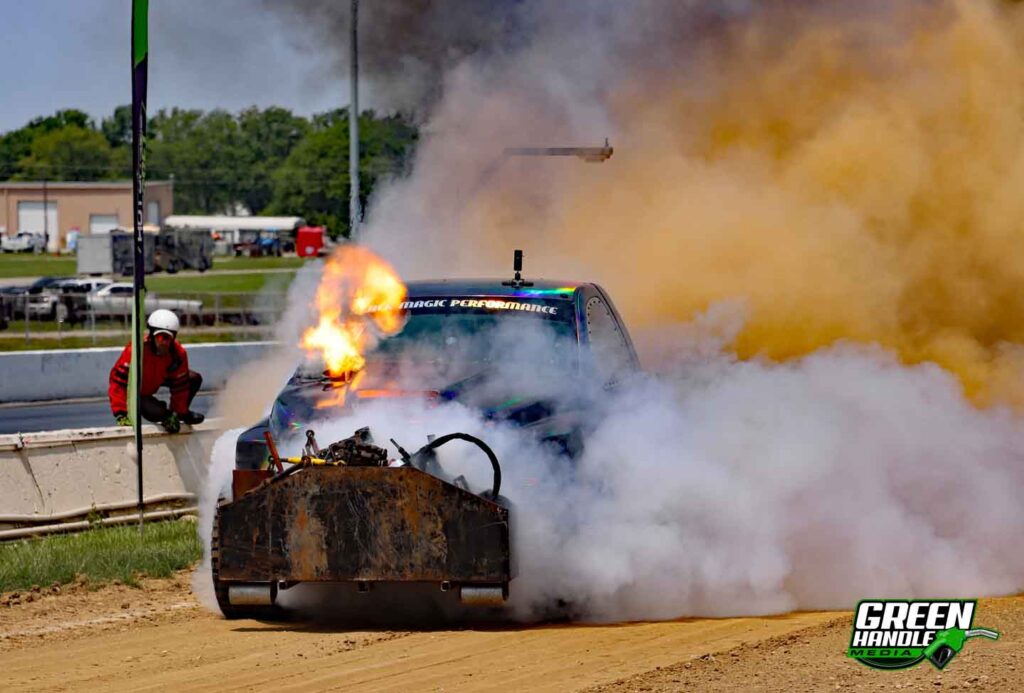 Dodge Diesel Cummins Engine Explosion Fire 4x4 Truck Pull