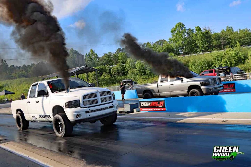 Quad Cab Third Gen Cummins Common Rail Diesel Truck 4x4 Drag Racing