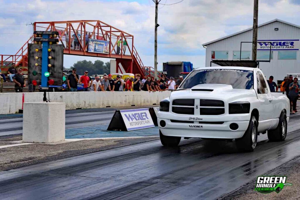 2006 Dodge Ram 2500 4x4 Diesel Truck Cummins Drag Race