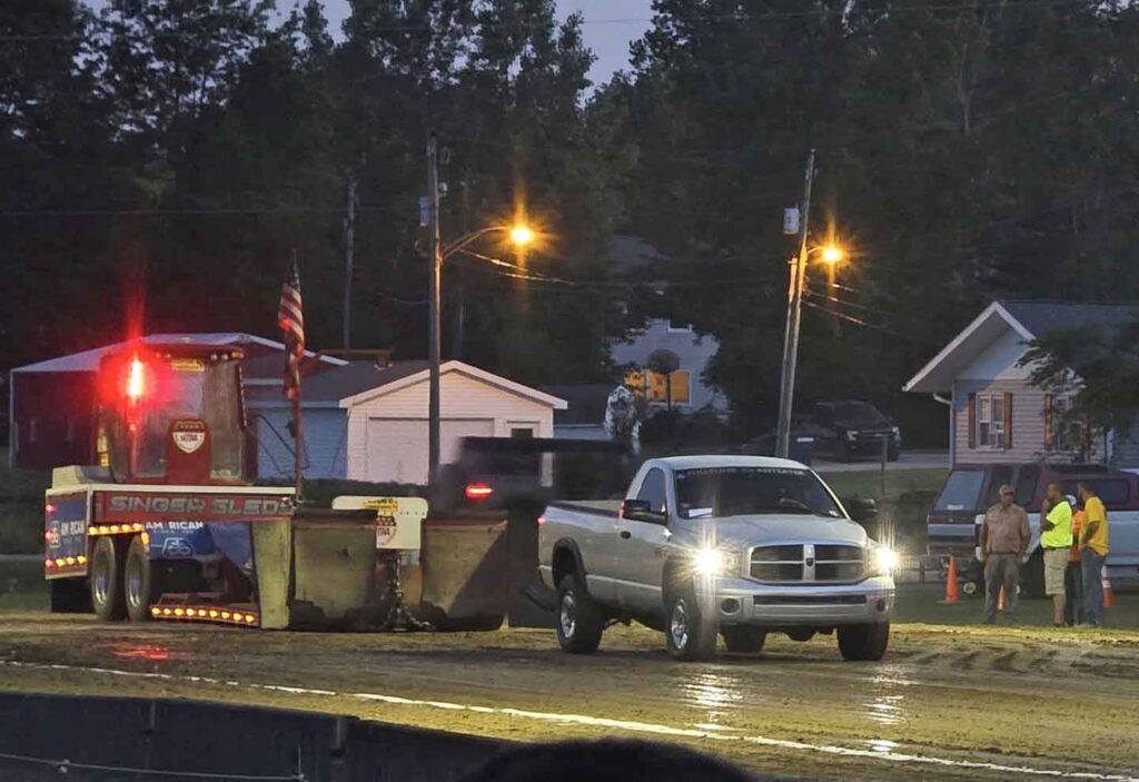 Third Gen Cummins Diesel Truck Pulling 4x4 Drag Racing Dodge Ram 2500