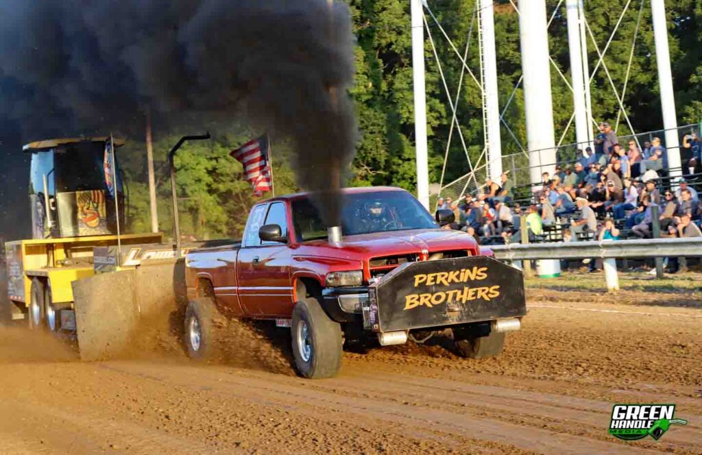 Second Gen Cummins Diesel Dodge Ram 2500 Perkins Brothers 4x4 Truck Pulling