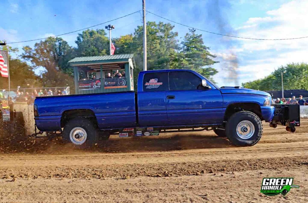 Second Gen Cummins Pro Street Diesel Truck Pulling 4x4 Dodge Ram 2500