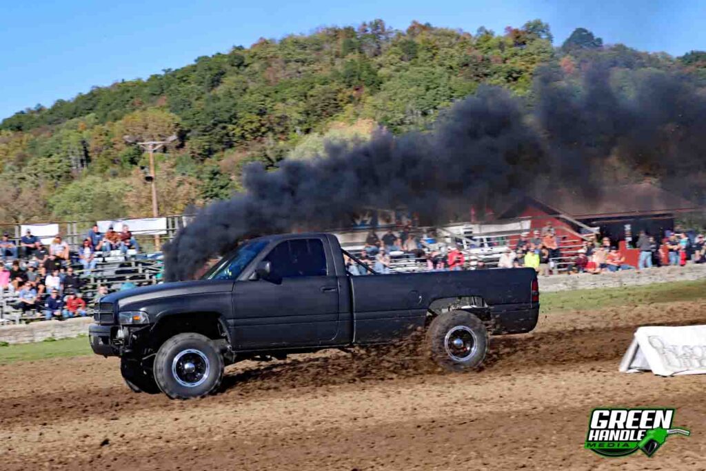 Cummins Second Gen Dodge Dirt Drag Racing 4x4 Diesel Truck