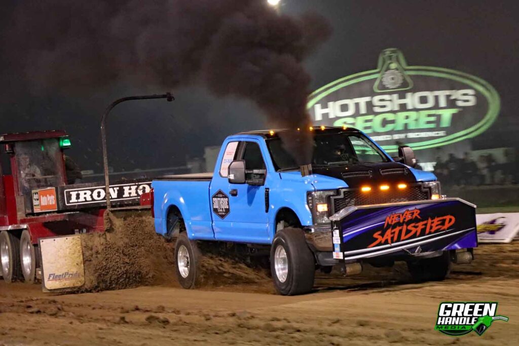 Ford Super Duty Powerstroke Diesel 4x4 Truck Pull