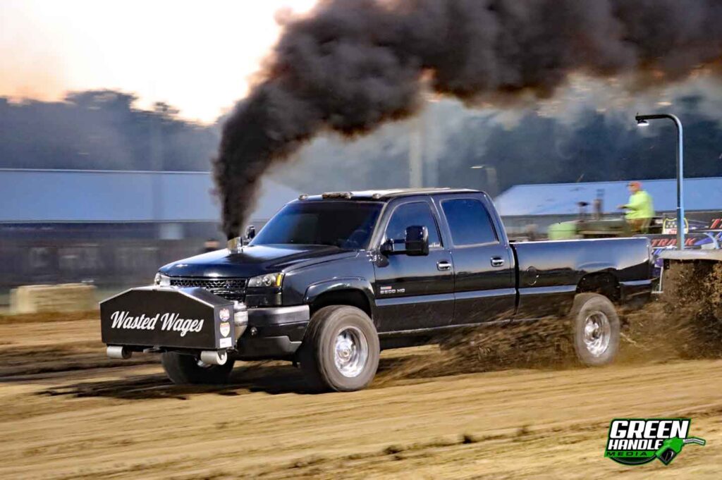 Pro Street Duramax Diesel Chevrolet Silverado 2500 4x4 Truck Pulling