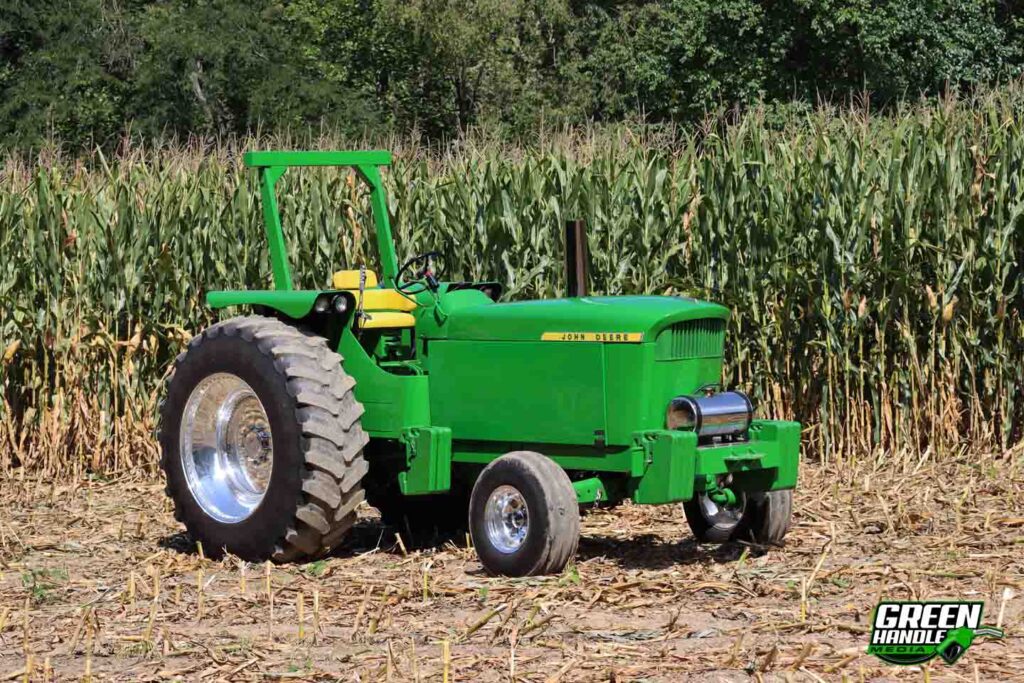 Farm Tractor John Deere 5020 Diesel Sled Pull Cornfield