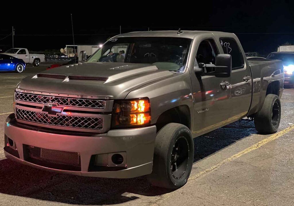 Drag Racing Diesel Truck 4x4 Chevy Silverado 2500 HD LML Duramax