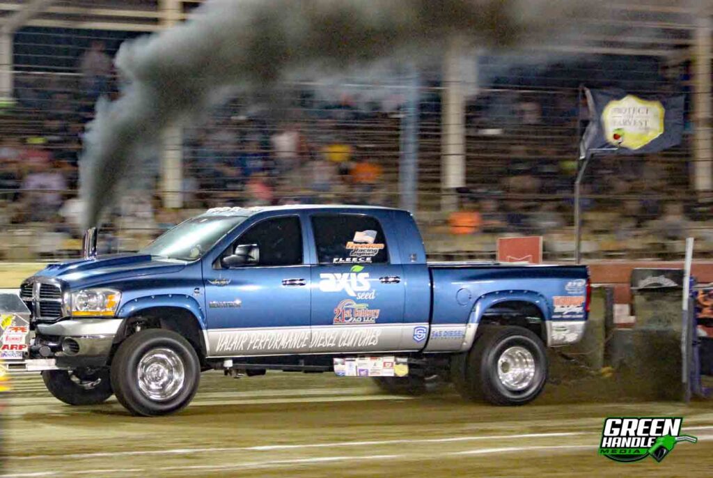 Dodge Ram Mega Cab 6.7L Cummins 4x4 Diesel Truck Pulling Scheid Extravaganza