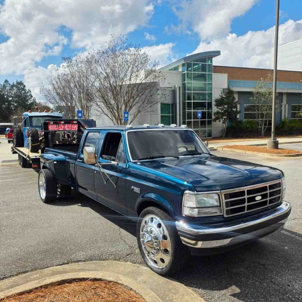 OBS Ford F350 Tow Rig 7.3L Powerstroke Diesel Dual Rear Wheel