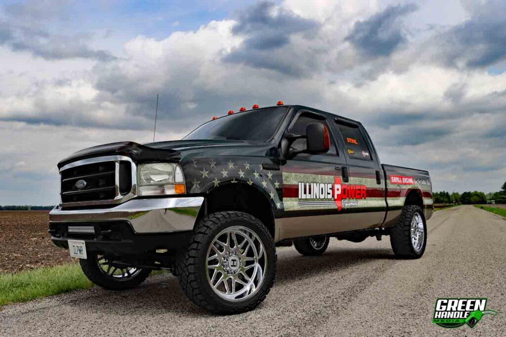 Lariat Trim Ford F-250 Super Duty Crew Cab 4x4 Diesel Truck 6.0L Powerstroke