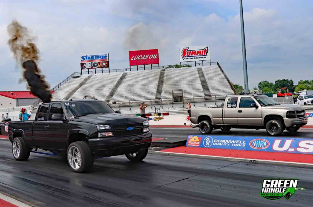 Duramax Lly Diesel 2005 Chevrolet Silverado 2500 HD 4x4 Truck Racing