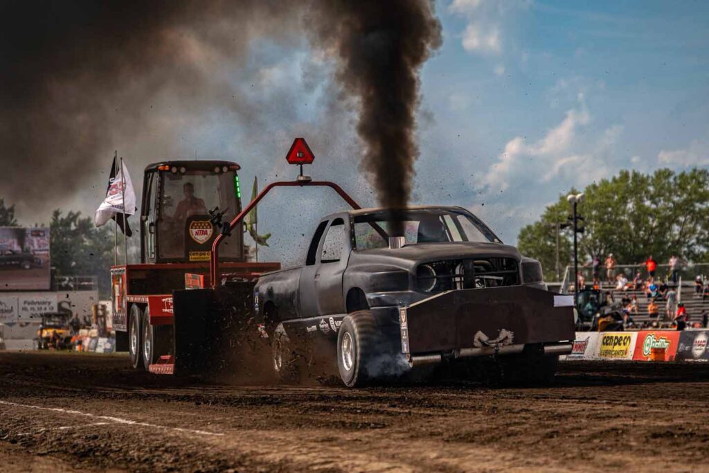 Cummins Super Stock Diesel Truck Pulling 4x4 Dodge Ram Outa Time S&s Motec