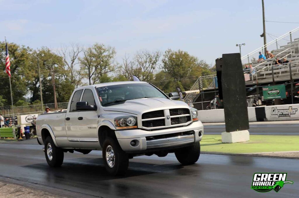 2006 Dodge Ram 2500 Quad Cab 5.9L Cummins Common Rail Diesel Drag Racing