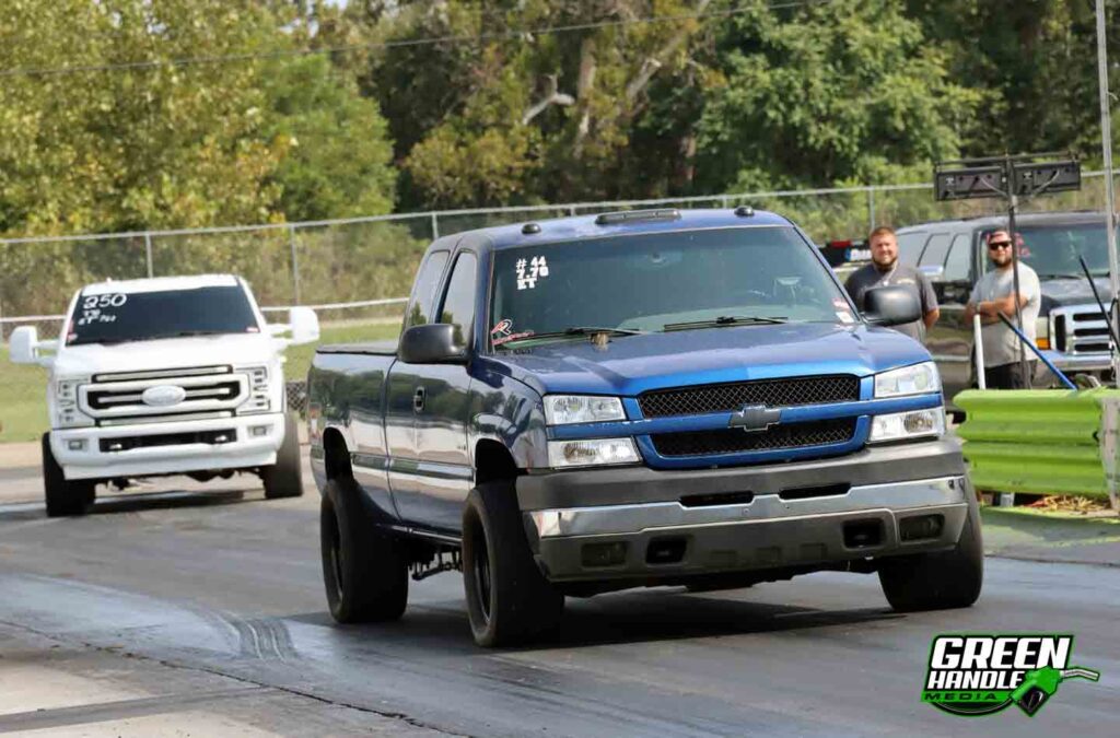 Chevy 2500 Duramax Diesel V8 Drag Racing Odss Trucks Unleashed
