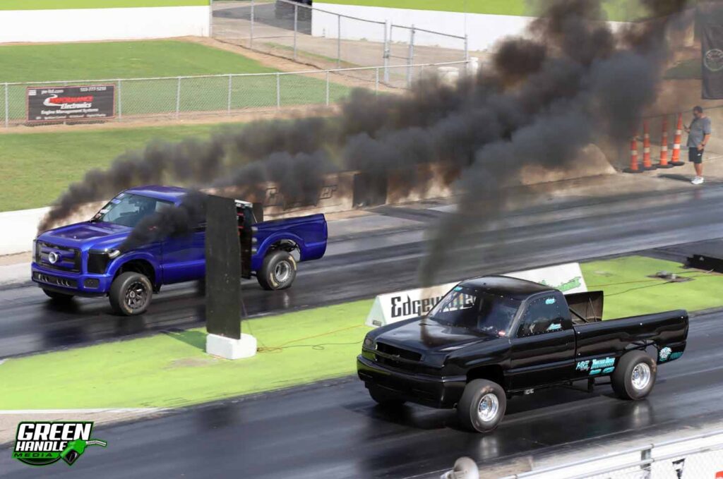 Diesel Truck Drag Racing Odss 4x4 Chevy Silverado Duramax Vs Powerstroke Ford