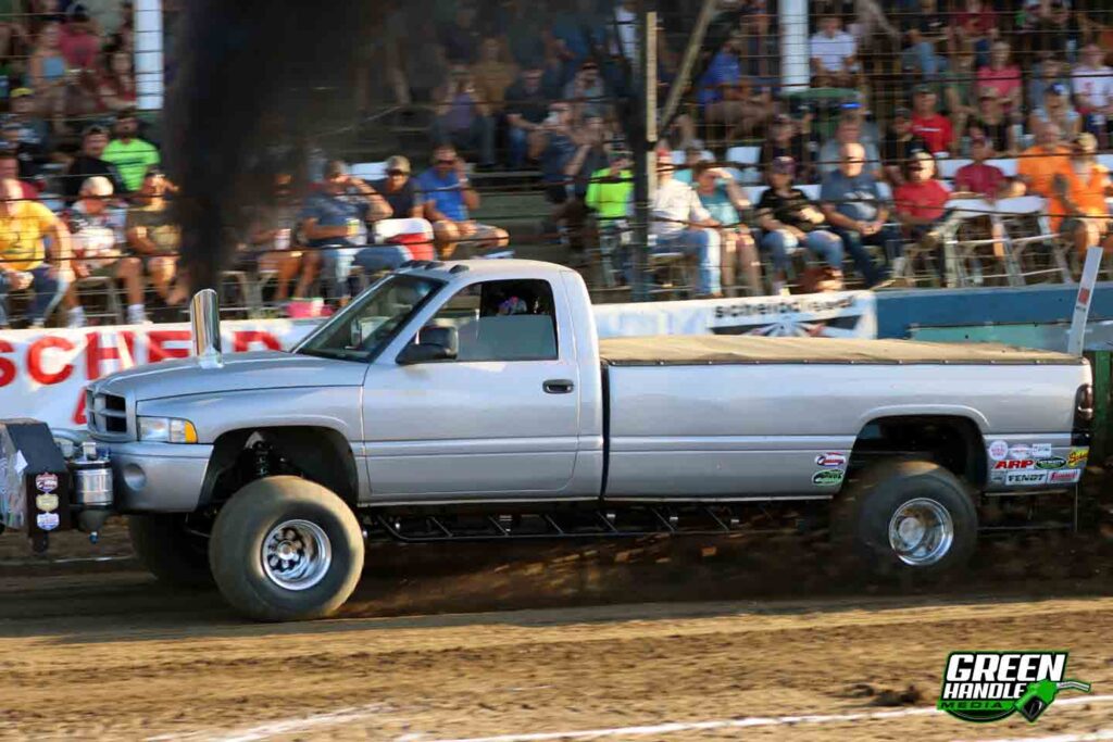 Dodge Diesel Truck Pulling Cummins 6.7 Pro Stock Ram Single Turbo 4x4