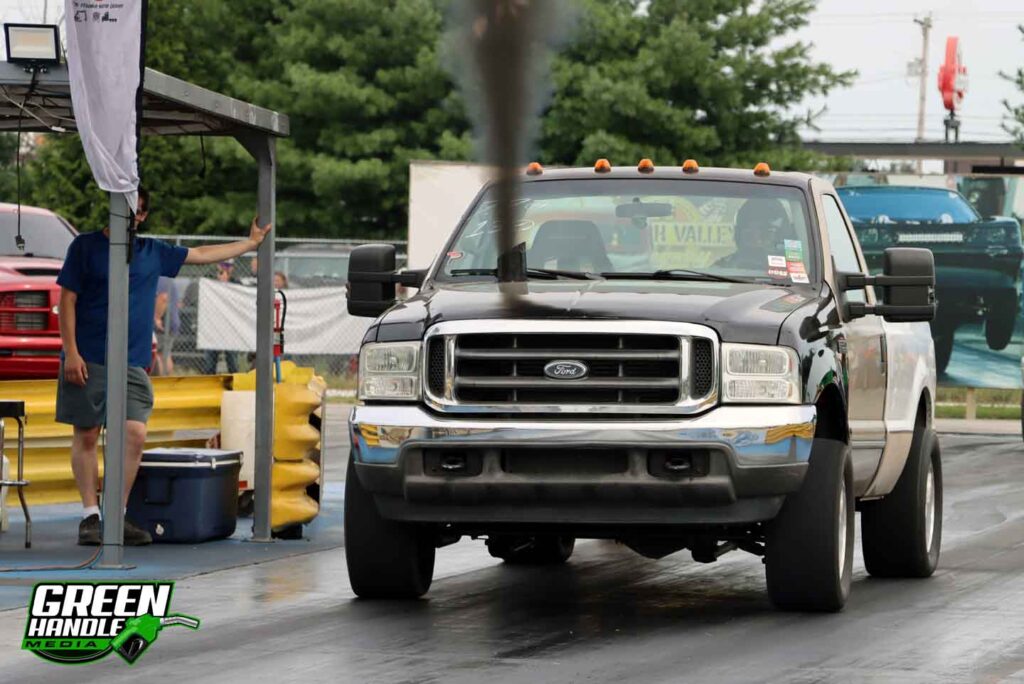 Ford Super Duty F350 4x4 Diesel Truck Drag Racing 7.3L Powerstroke
