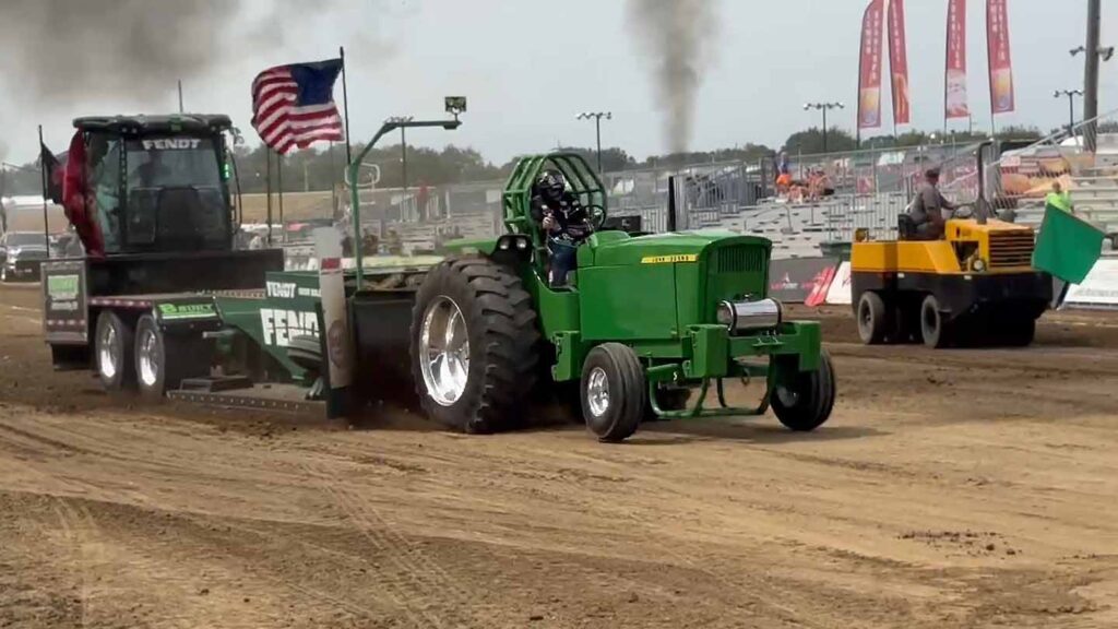 Open Farm Tractor Pulling John Deere 5020 Ih Allis Chalmers Single Turbo Ppump