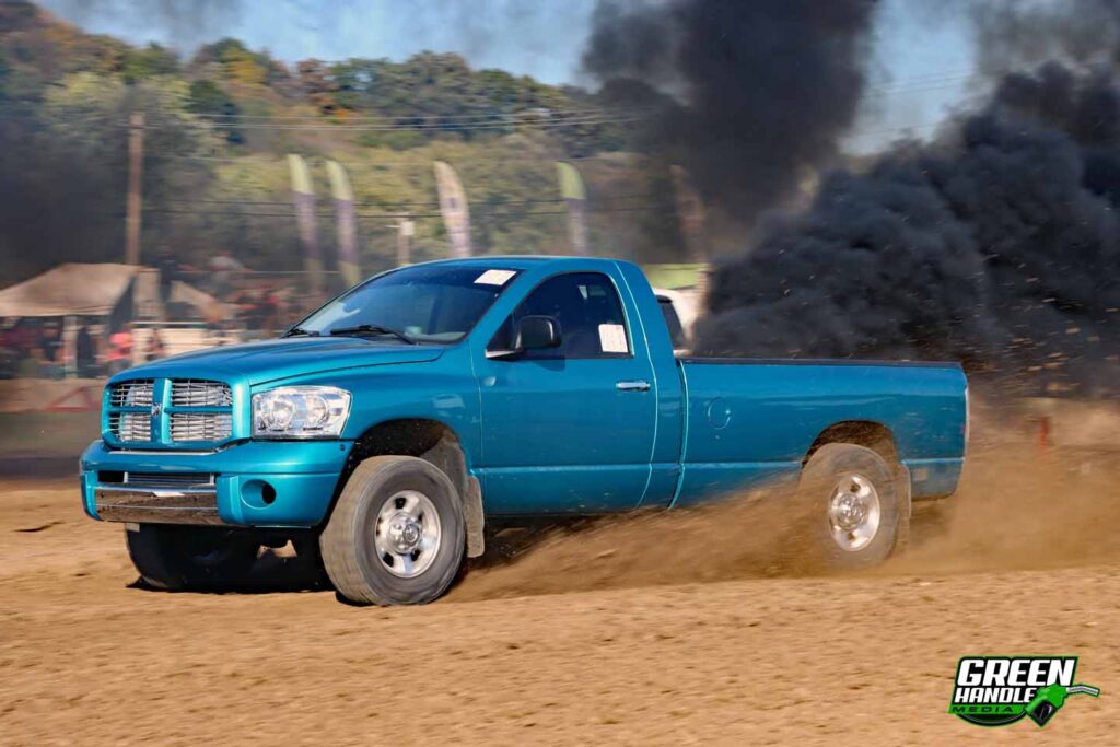 2009 Ram 2500 High Horsepower Cummins 6.7L Diesel 4x4 Truck Dirt Drag Racing