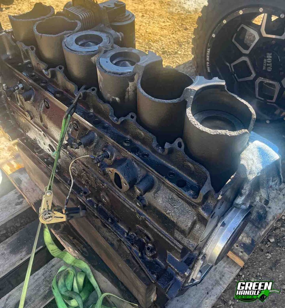5.9L Cummins Block Failure Diesel Engine Explosion 12 Valve P-pump Second Gen