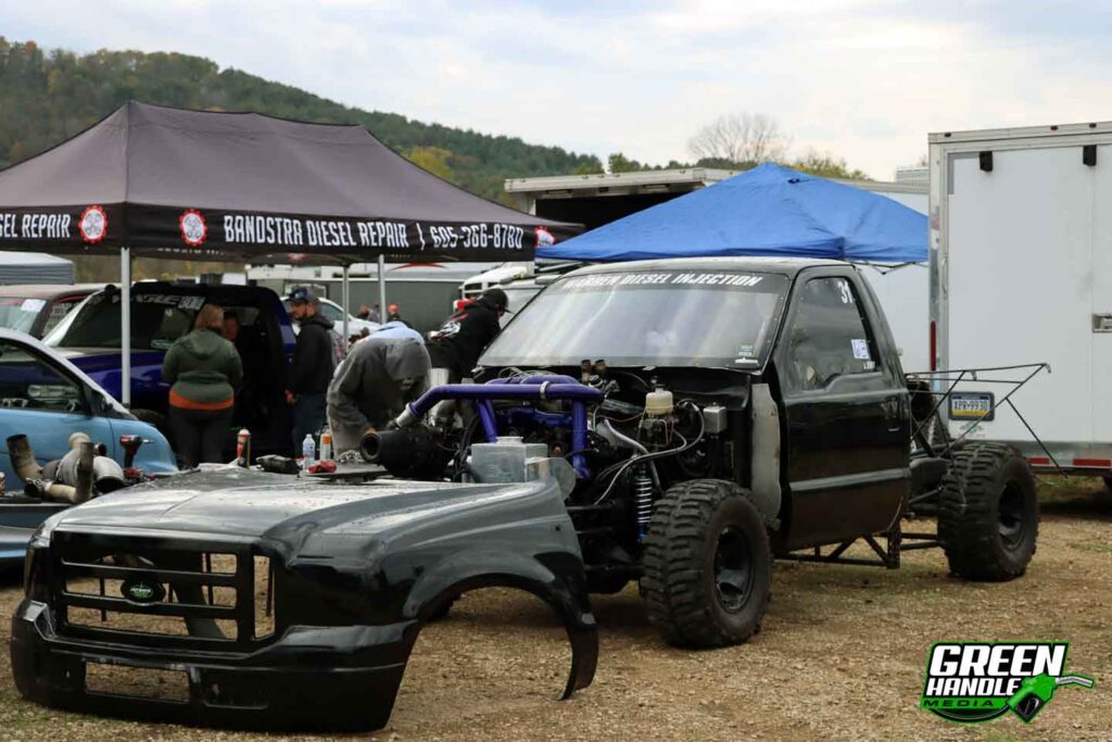6.0L Powerstroke Ford Super Duty F250 Austin Denny Hub City Diesel Drags Super Swamper