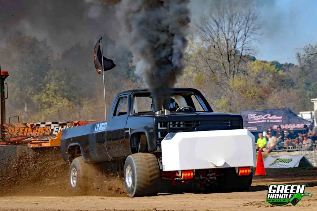 Square Body Chevy Cummins Swap Diesel 4x4 Truck Pulling Super Stock